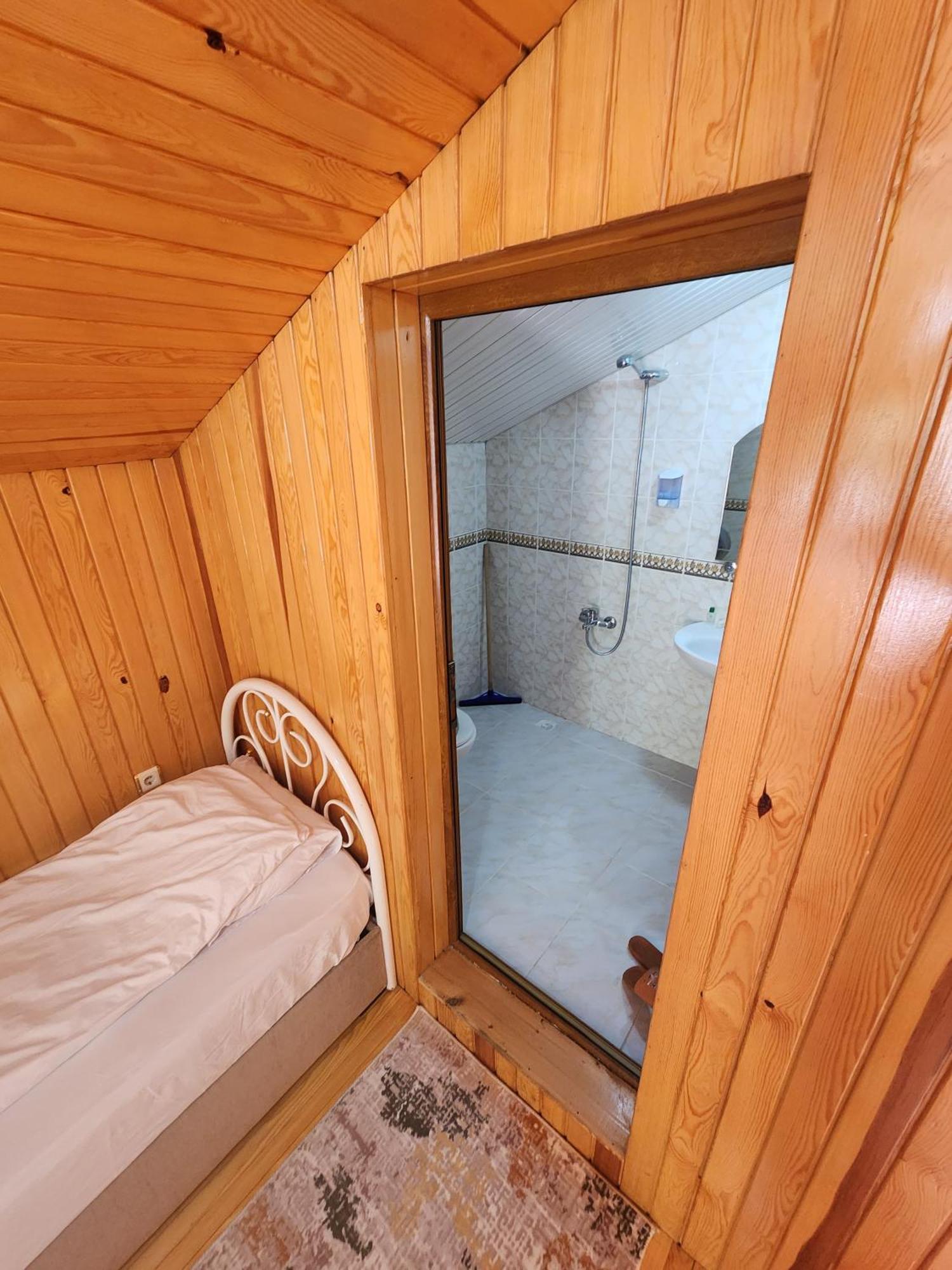 Daire Merkez 3 Banyo Wc 3 Balkon